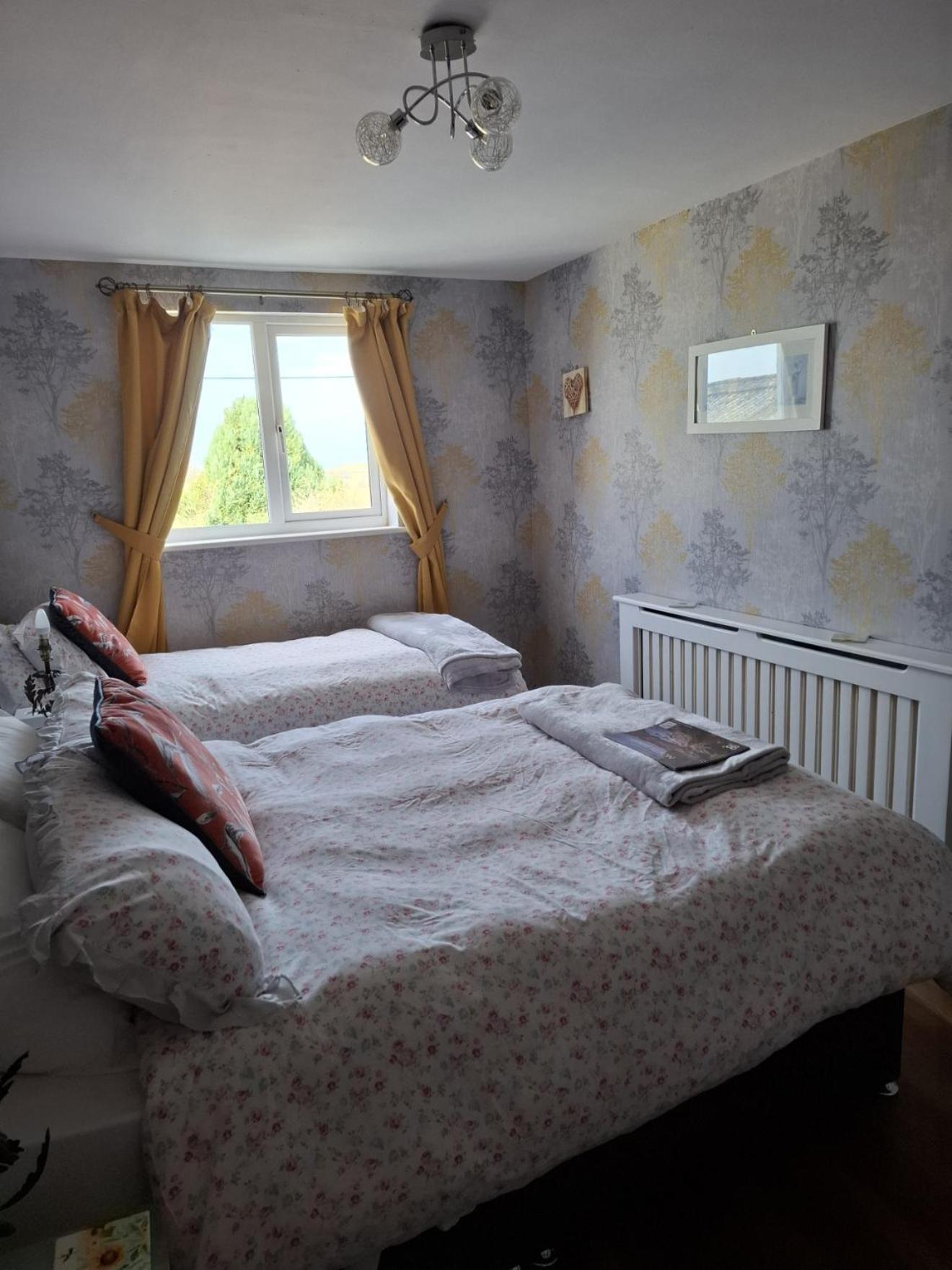 Sportsmans Lodge Bed And Breakfast Amlwch Номер фото